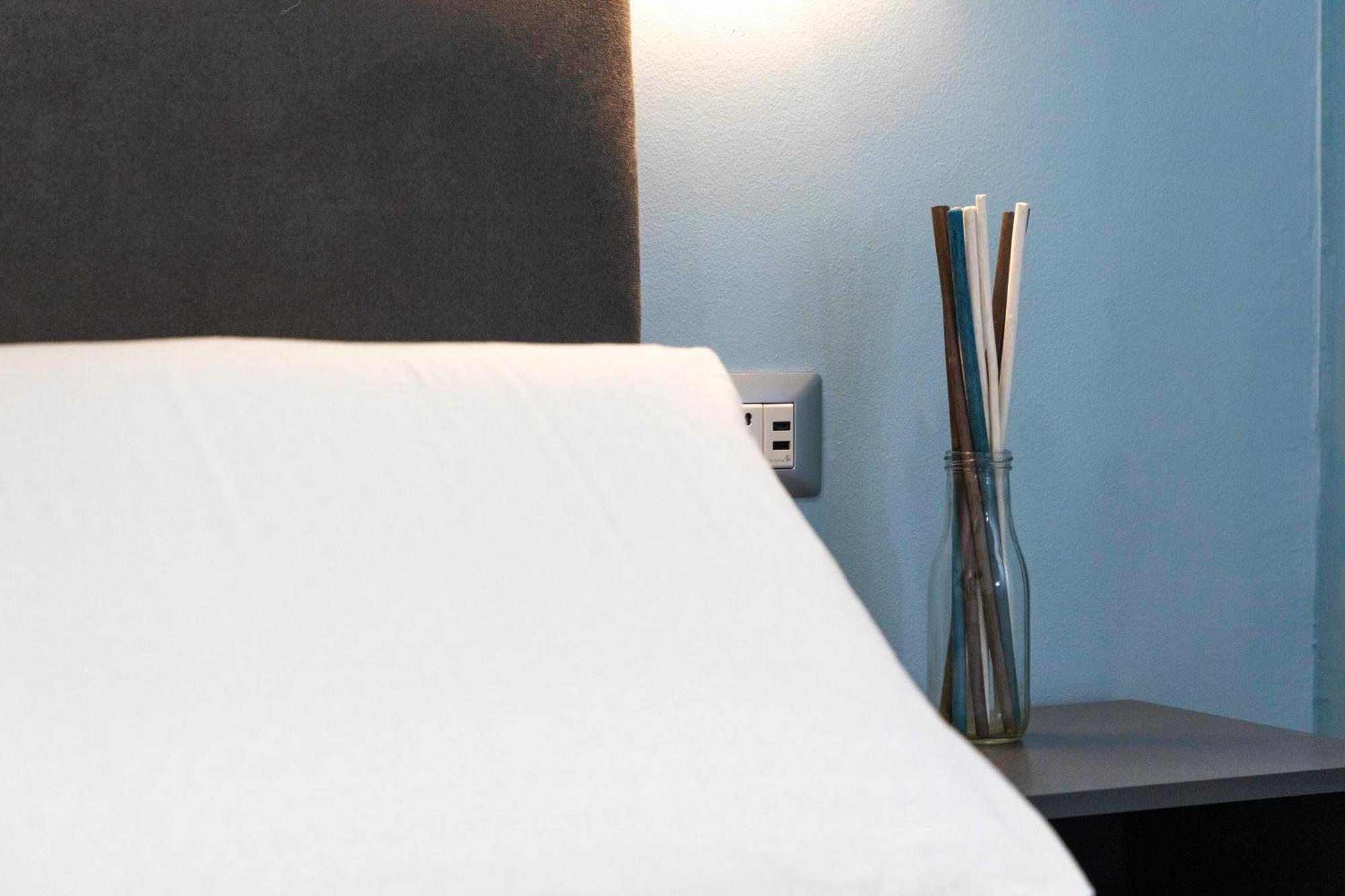 Quarzo. Modern Rooms กาญารี ภายนอก รูปภาพ