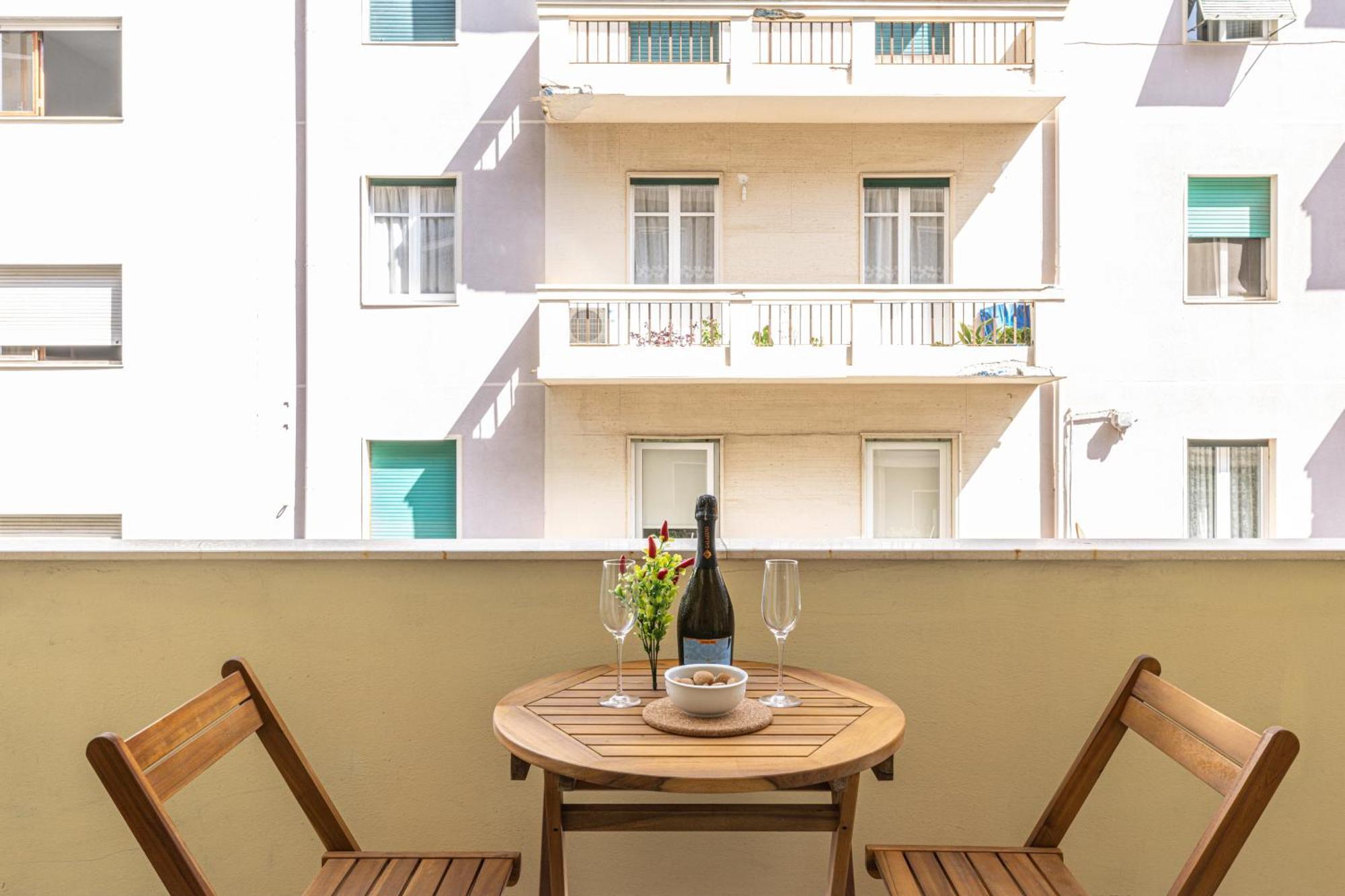 Quarzo. Modern Rooms กาญารี ภายนอก รูปภาพ